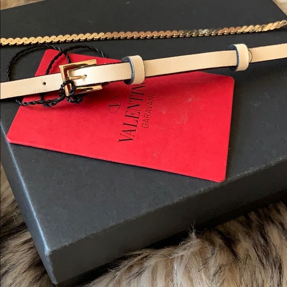 💎SOLD💎Rare Valentino Garavani Belt - Picture 9 of 15